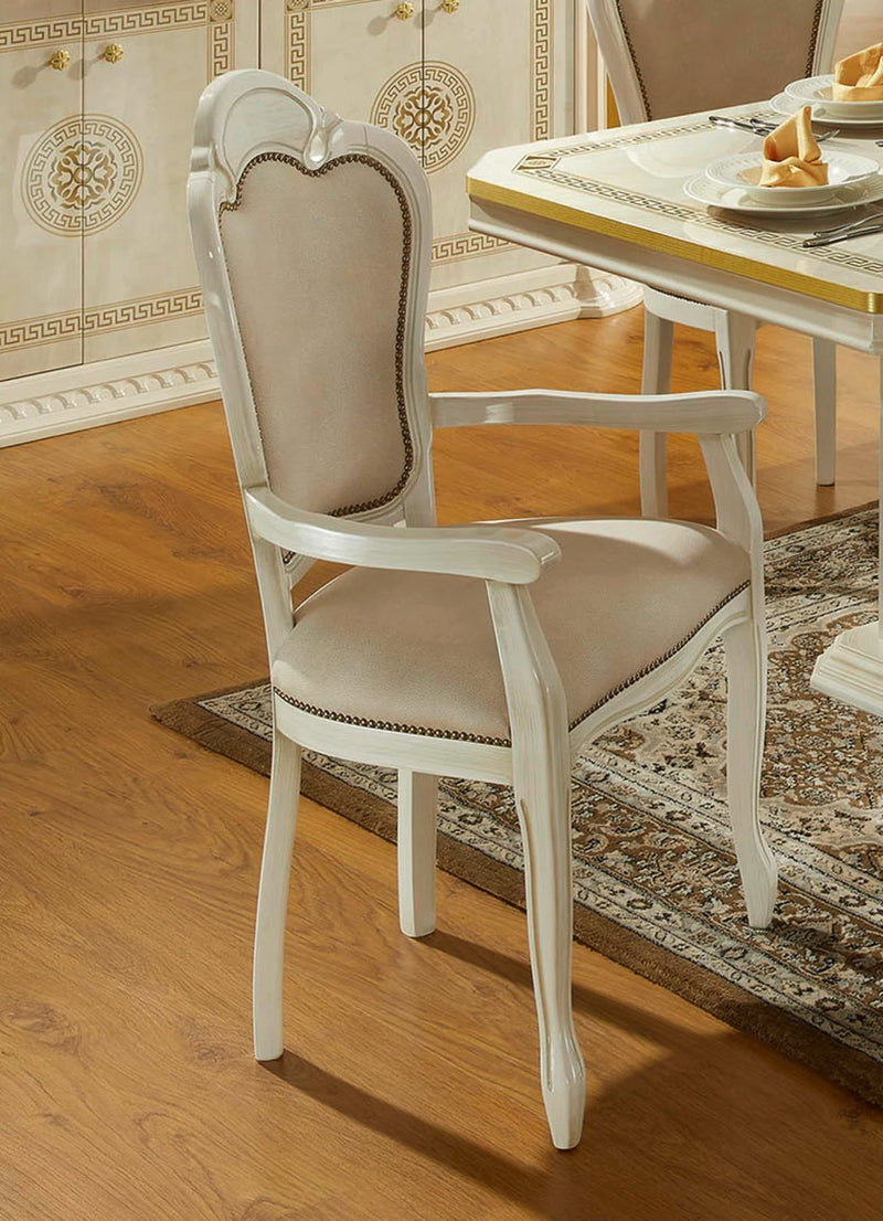 Scaun elegant cu cotiere cu tapiterie bej si cadru lucios - LunaHome.ro