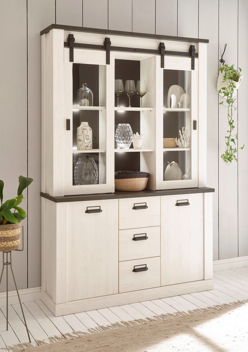 Bufet SHERWOOD cu aspect de lemn alb cu usi tip hambar latime 133 cm - LunaHome.ro