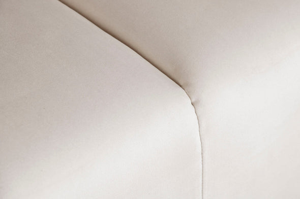 Canapea Zone Couch cu design minimalist din catifea bej 204 cm