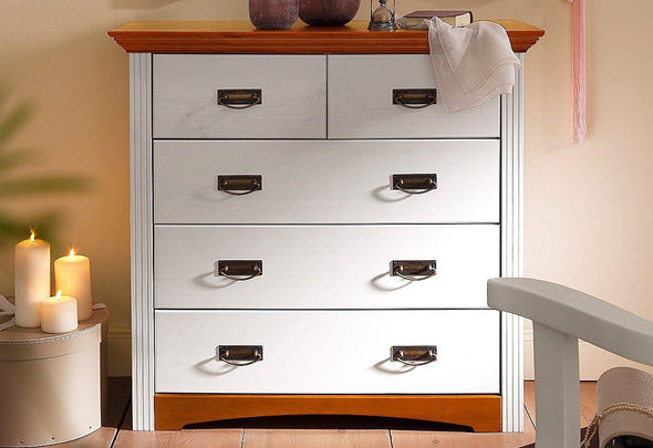 Comoda Konrad din lemn de pin alb rustic 94 cm - LunaHome.ro