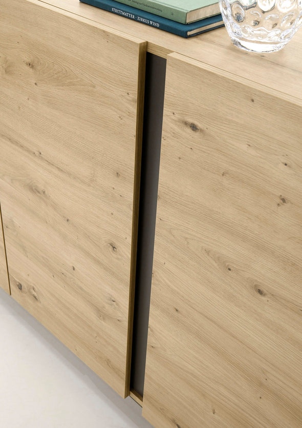Comoda Tv Clair culoare stejar cu design modern 138 cm