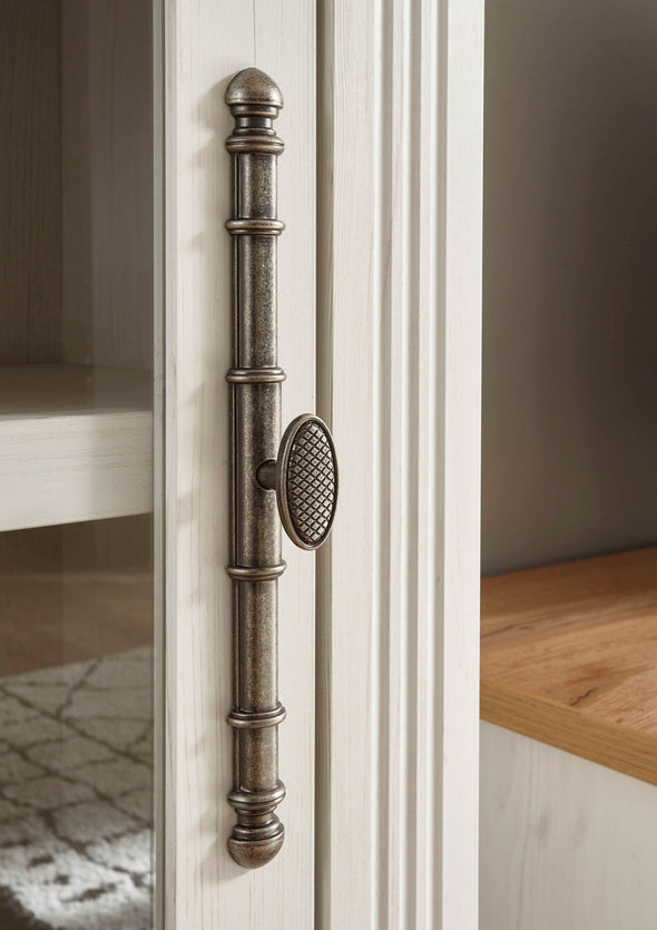 Comoda »WESTMINSTER« cu aspect de lemn elegant, lățime 146 cm - LunaHome.ro