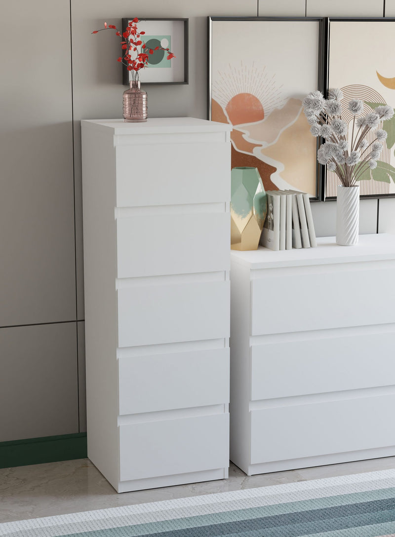 Comodă albă înaltă Edmore cu 5 sertare, 42 cm lățime - LunaHome.ro