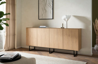 Comodă modernă Lund cu 4 uși și picioare metalice, 200 cm