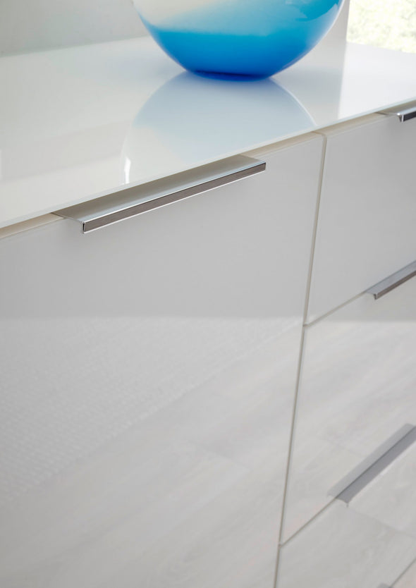 Comoda moderna Santorin cu fronturi si blat din sticla alba 135 cm - LunaHome.ro