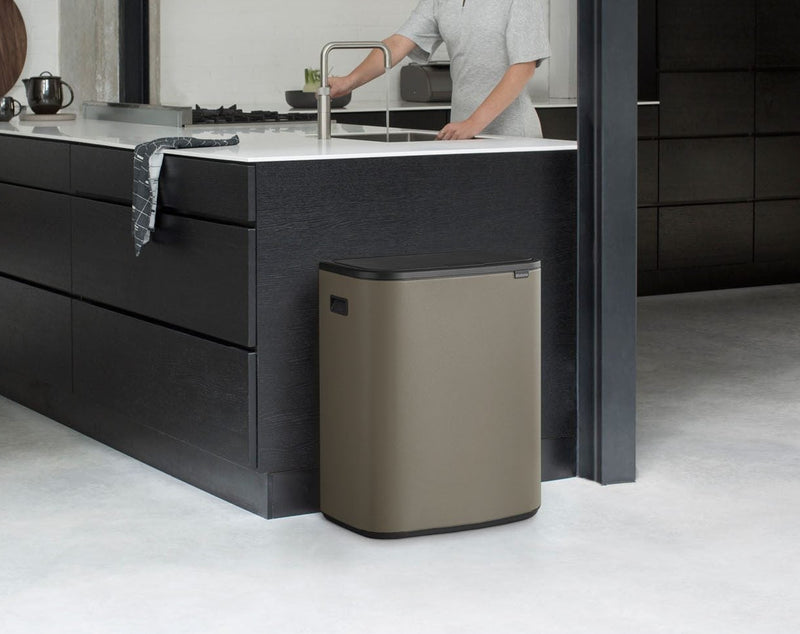 Cos de gunoi Brabantia dublu cu functie push-to-open - LunaHome.ro