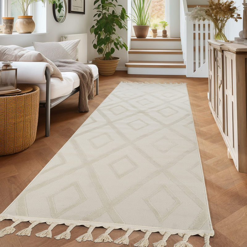 Covor Otilie cu model geometric 3d cu franjuri crem 67x230 cm - LunaHome.ro