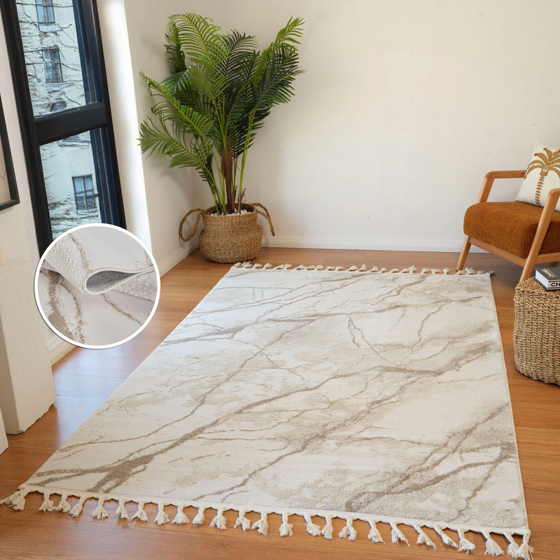 Covor Zoe bej cu aspect de marmura si franjuri 160x230 cm - LunaHome.ro
