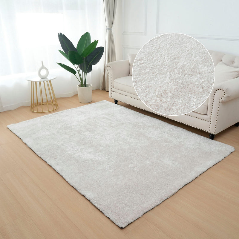 Covor pufos DanaLight alb din microfibra 160x220 cm - LunaHome.ro