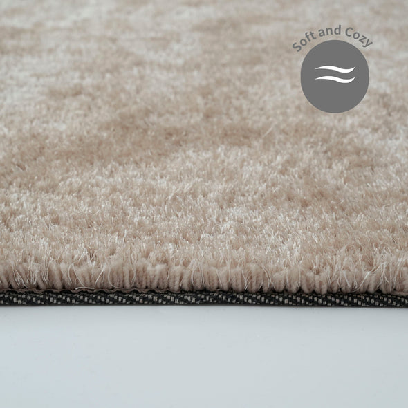 Covor pufos DanaLight bej din microfibra 120x170 cm - LunaHome.ro