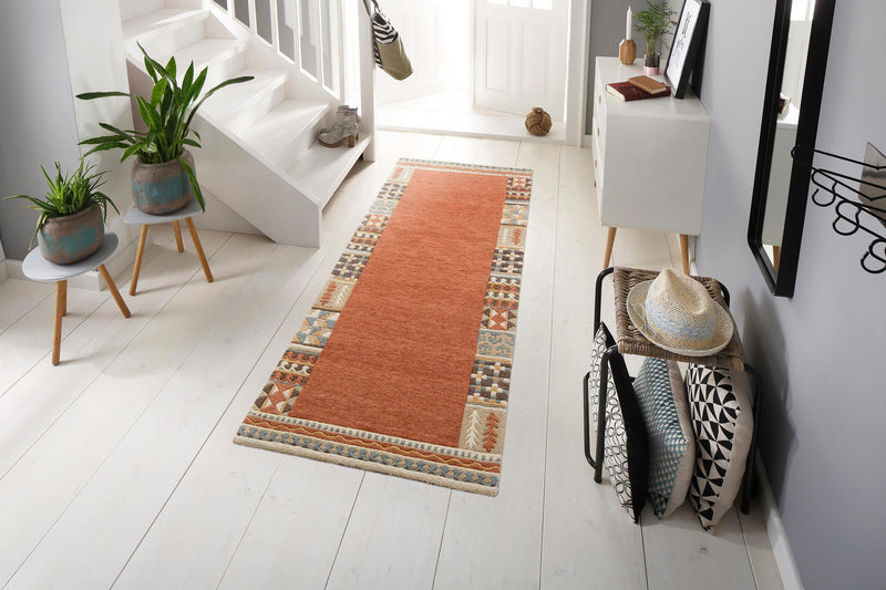 Covor din lână Nuno realizat manual culoare terra 70x240 cm - LunaHome.ro