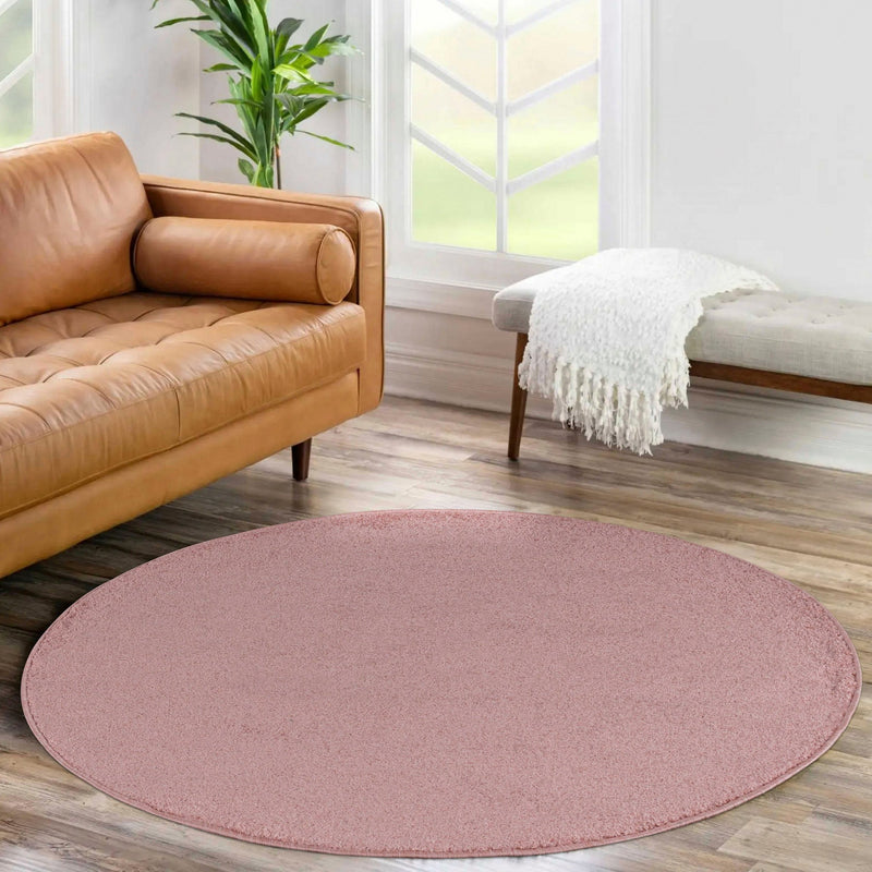 Covor frisee rotund cu fir scurt MALAGA roz 160 cm diametru - LunaHome.ro