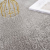 Covor pufos Cali Bean gri din microfibra 110x170 cm - LunaHome.ro