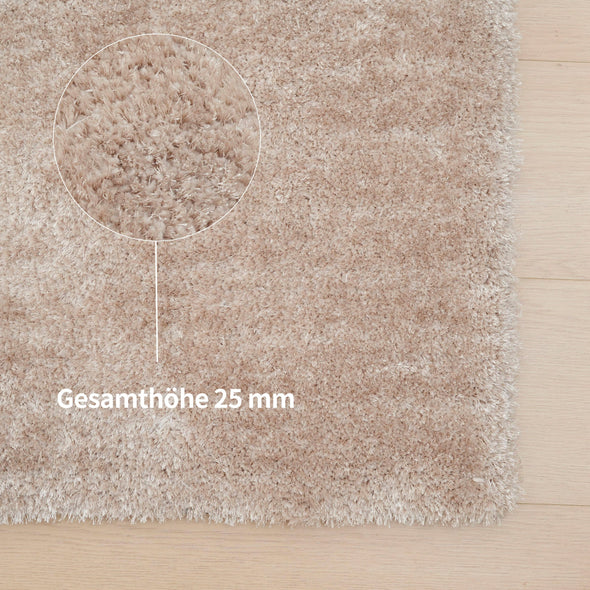 Covor pufos DanaLight bej din microfibra 120x170 cm - LunaHome.ro