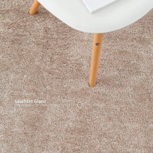 Covor pufos DanaLight bej din microfibra 120x170 cm - LunaHome.ro