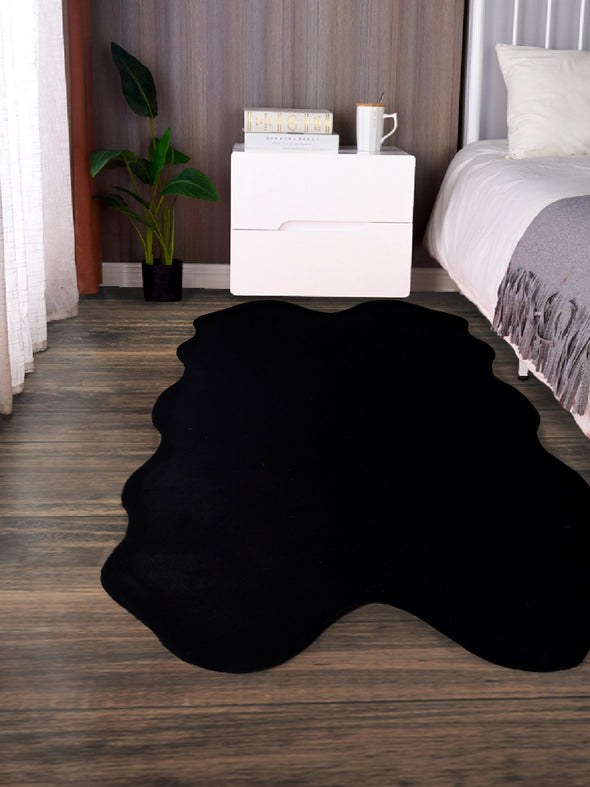 Covor sintetic »Balu« cu textura de blana de iepure negru 120x180 cm - LunaHome.ro