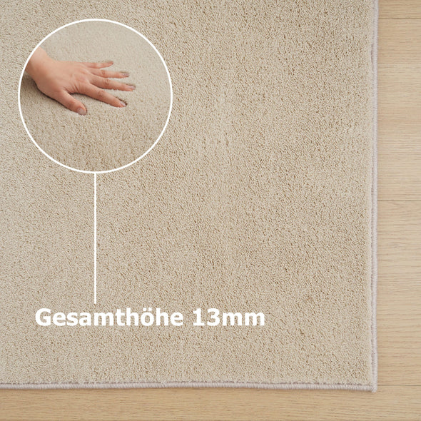 Covor traversa pufos Cali Light crem din microfibra 120x180 cm - LunaHome.ro