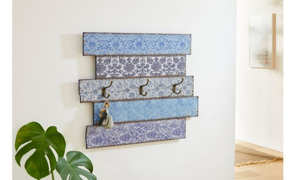 Cuier Emma din MDF albastru pastel cu aspect vintage 66x55 cm