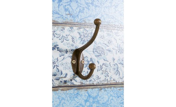 Cuier Emma din MDF albastru pastel cu aspect vintage 66x55 cm