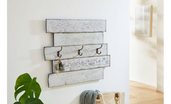 Cuier Emma din MDF gri pastel cu aspect vintage 66x55 cm - LunaHome.ro