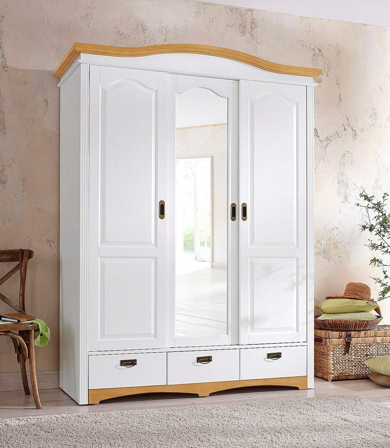 Dulap alb Konrad din lemn de pin cu 3 usi glisante 153 cm lățime - LunaHome.ro