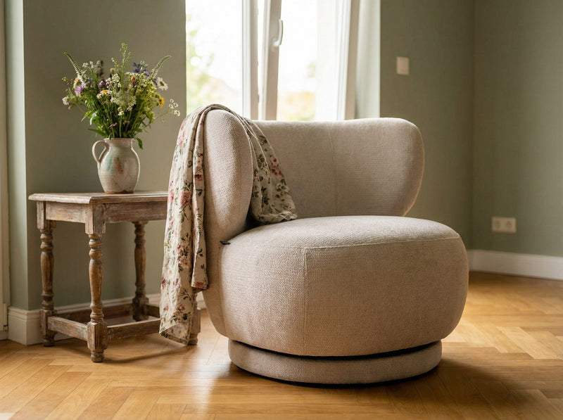 Fotoliu modern Annelin rotativ cu tapiterie fina crem