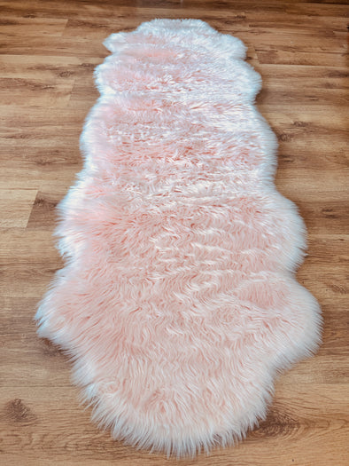 Covor de blana sintetica Valeria, foarte moale si pufos roz 65x180 cm - LunaHome.ro