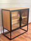 Comoda cu vitrina GMK cu aspect industrial 80 cm lățime - LunaHome.ro