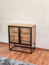 Comoda cu vitrina GMK cu aspect industrial 80 cm lățime - LunaHome.ro