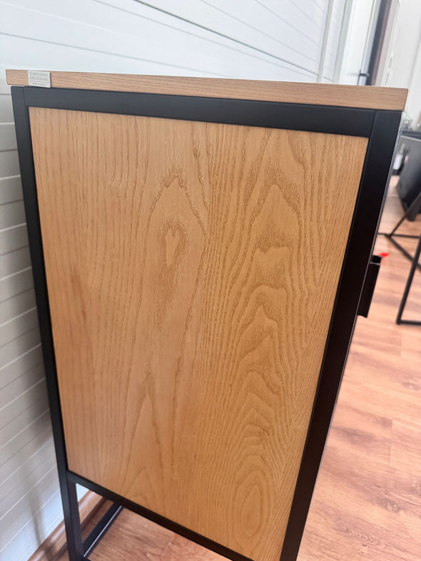 Comoda cu vitrina GMK cu aspect industrial 80 cm lățime - LunaHome.ro