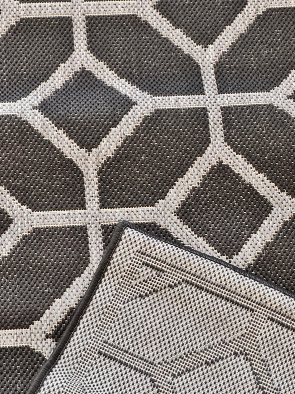 Covor GeoLine cu aspect de sisal pentru interior si exterior 70x140 cm