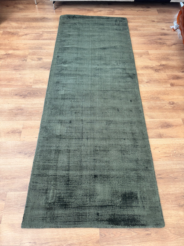 Covor traversa Soley din viscoza, verde lucios 90x250 cm - LunaHome.ro