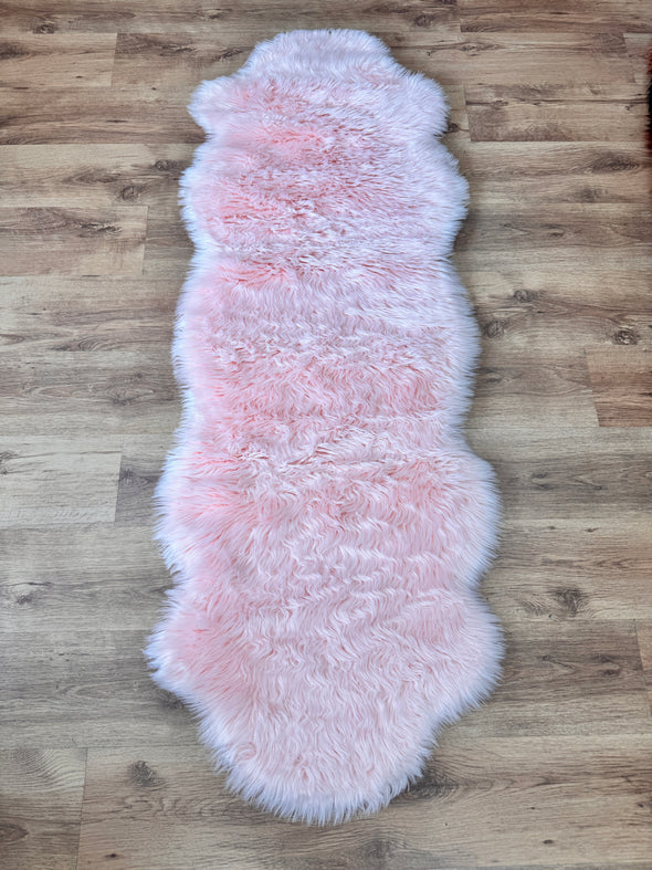Covor de blana sintetica Valeria, foarte moale si pufos roz 65x180 cm - LunaHome.ro