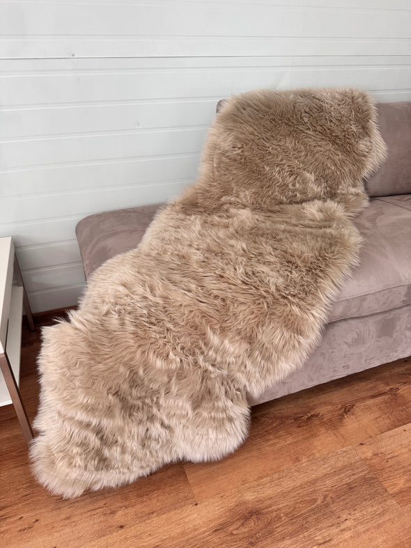 Covor de blană »Valeria« foarte moale si pufos, taupe 60x180 cm - LunaHome.ro