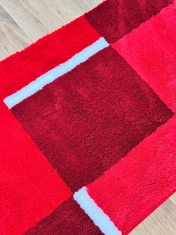 Covor de baie Linea cu nuante de roșu foarte moale lavabil 70x120 cm