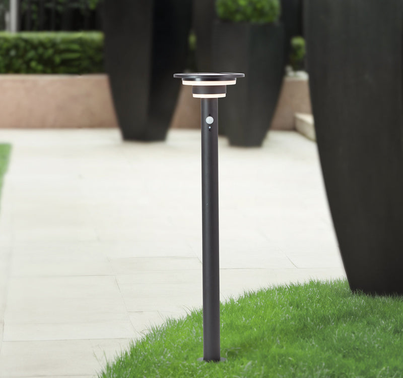 Lampa solara de exterior Garvina neagra cu senzor 85 cm inaltime - LunaHome.ro