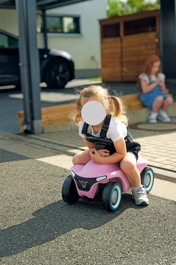 Mașinuță Big Bobby Car culoare roz de la 12 luni - LunaHome.ro