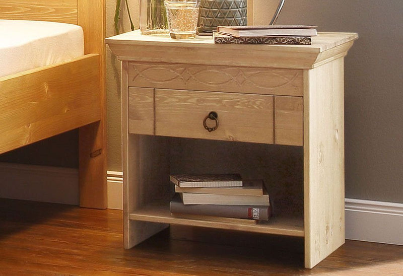 Noptiera Indra din lemn masiv de pin rustic, 50 cm lățime - LunaHome.ro