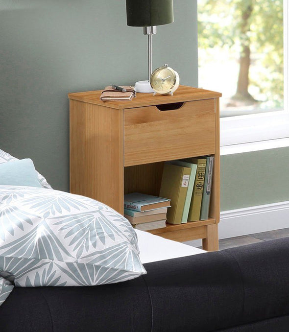 Noptiera Post din lemn de pin natur, 38 cm latime - LunaHome.ro