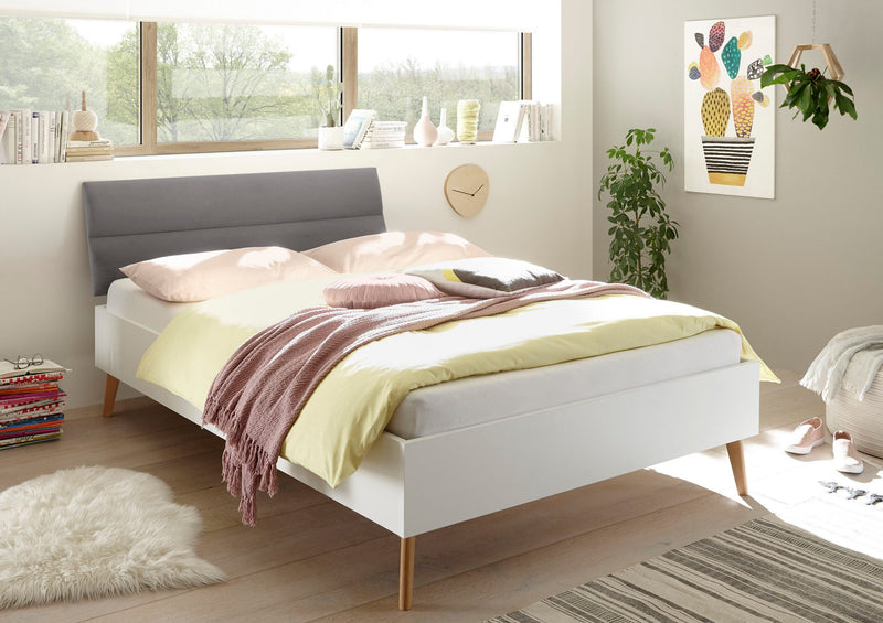 Pat alb Merle in design scandinav cu tablie gri, 140x200 cm - LunaHome.ro