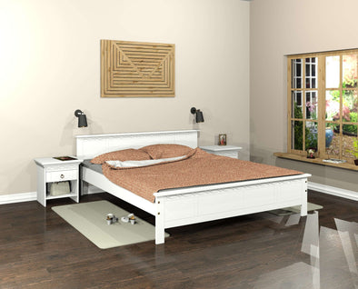 Pat alb din lemn masiv Indra, cu freze decorative, 180x200 cm - LunaHome.ro