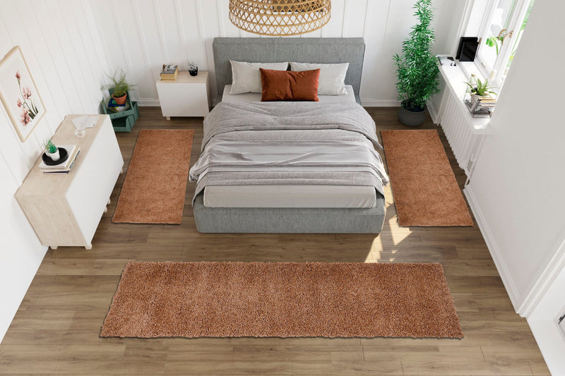 Set 3 covoare pentru dormitor Shaggy 30  foarte pufoase, maro - LunaHome.ro