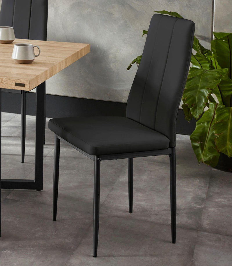 Set 4 scaune »Remus« din piele eco neagra cu  picioare din metal negru - LunaHome.ro