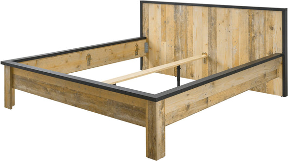 Set de dormitor Sherwood cu pat 180x200 cm, dulap cu 3 uși, rafturi si noptiere - LunaHome.ro