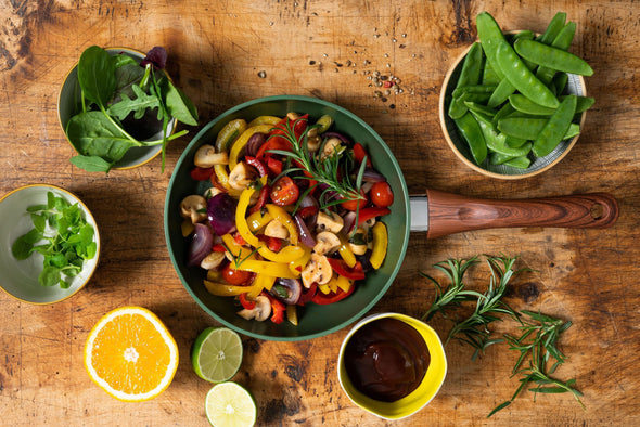 Tigaie Wok cu acoperire ceramica antiaderenta CeraVegan - LunaHome.ro