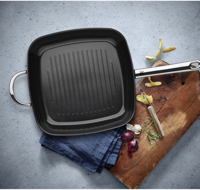 Tigaie grill antiaderenta WMF Durado din otel inoxidabil - LunaHome.ro