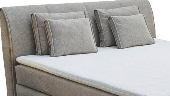 Set 4perne decorative Carla bej-gri pentru canapea sau pat - LunaHome.ro