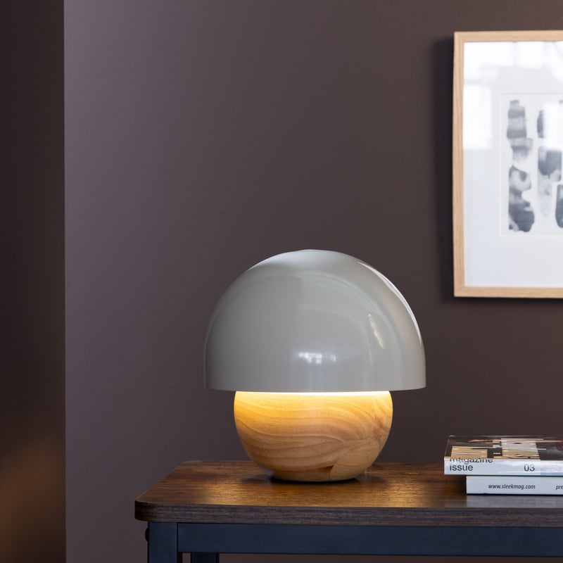 Veioză Brilliant Nalam din lemn și metal cu design inedit - LunaHome.ro