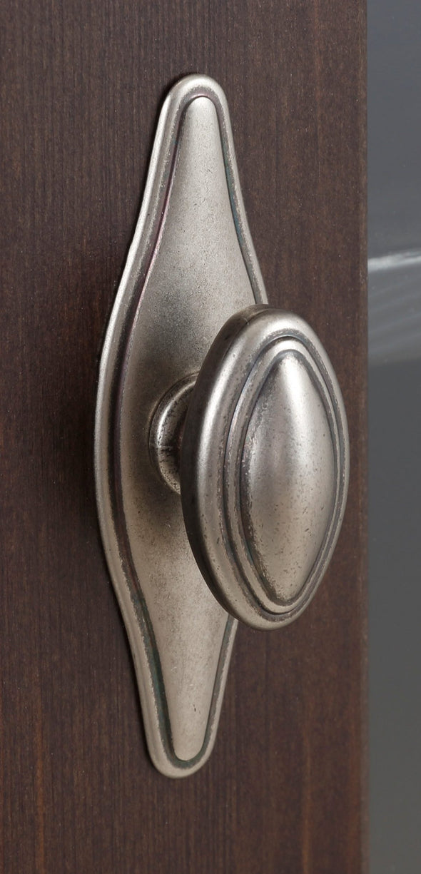 Vitrina Rauna din lemn de pin maro colonial cu o usa, 60 cm lățime - LunaHome.ro
