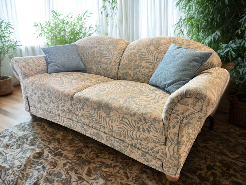 Canapea fixa cu 2 locuri in design clasic crem cu verde 178 cm - LunaHome.ro